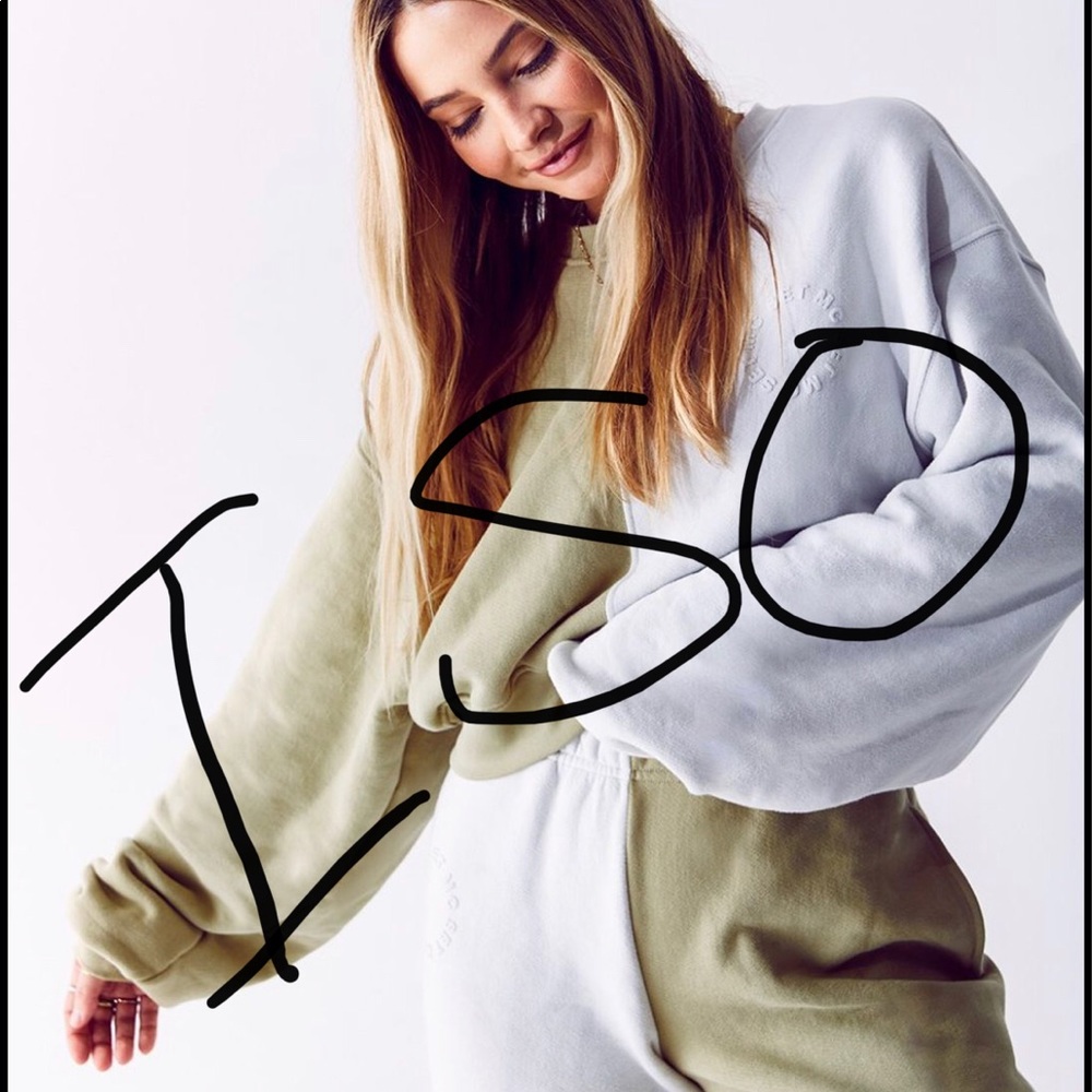 Set Active X Madelyn Cline sweats